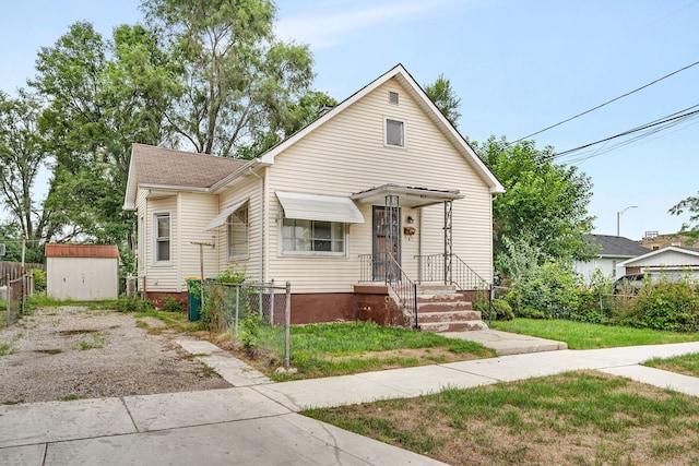 411 Wallace St, Joliet, IL 60436 - photo 2