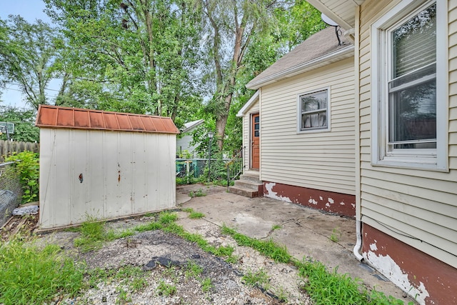 411 Wallace St, Joliet, IL 60436 - photo 4