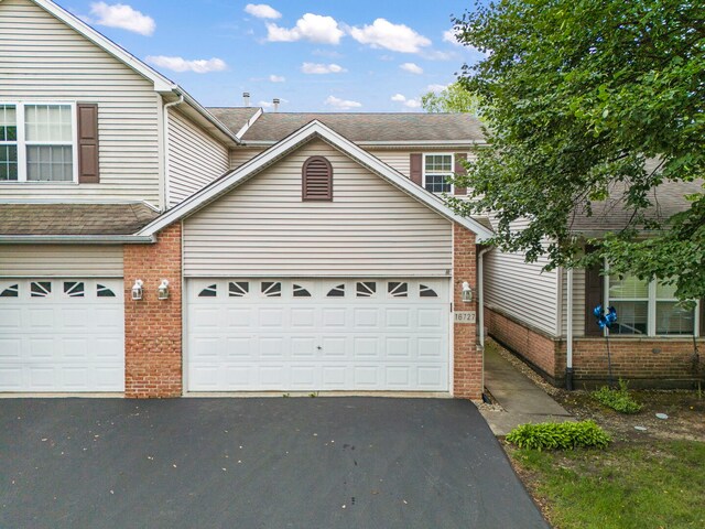 16727 S Sunset Ridge Ct, Lockport, IL 60441 - photo 2