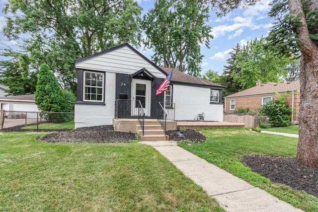 24 Hiawatha Dr, Clarendon Hills, IL 60514 - photo 1
