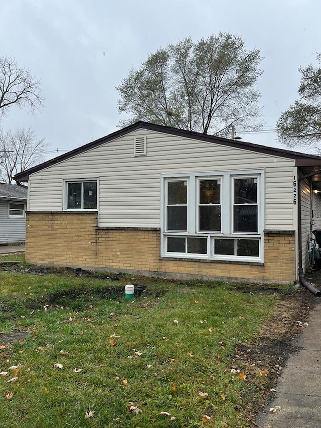 16226 Ashland Ave, Markham, IL 60428 - photo 1