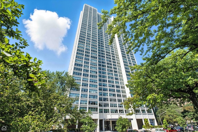 1700 E 56th St Unit 2809, Chicago, IL 60637 - photo 1