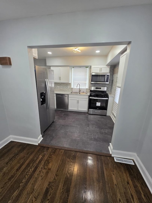 8252 S Calumet Ave, Chicago, IL 60619 - photo 7