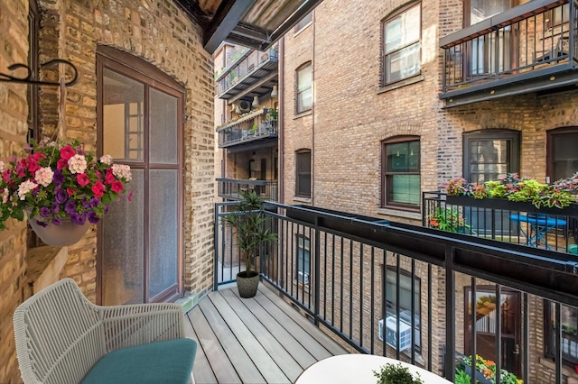 672 W Irving Park Rd Unit G2, Chicago, IL 60613 - photo 18