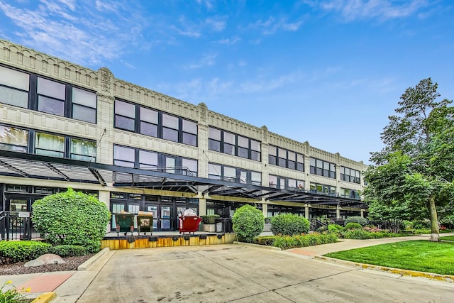 1111 W 14th Pl Unit 328, Chicago, IL 60608 - photo 2