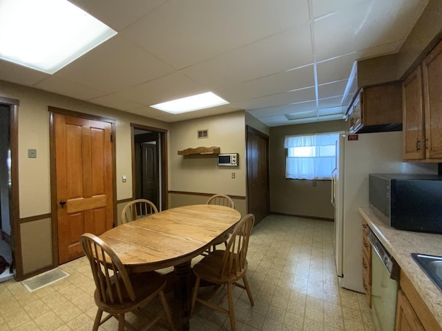 403 Edwards St, Aurora, IL 60505 - photo 9