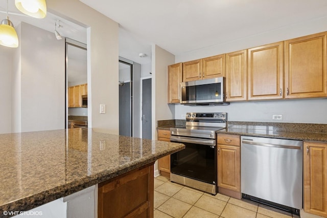 3930 N Pine Grove Ave Unit 2313, Chicago, IL 60613 - photo 4