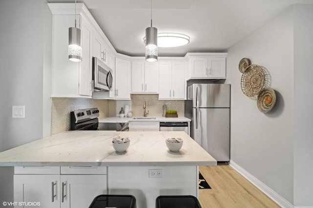 33 E Cedar St Unit 8H, Chicago, IL 60611 - photo 3