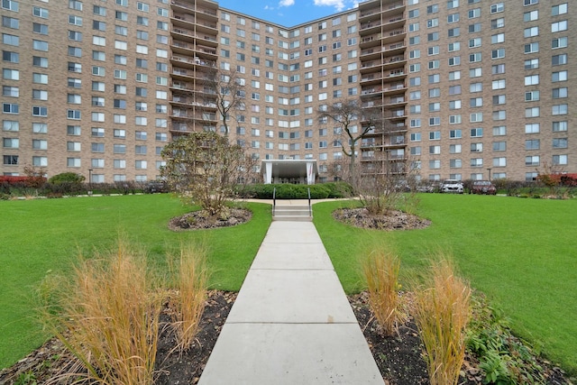 6833 N Kedzie Ave Unit 709, Chicago, IL 60645 - photo 1