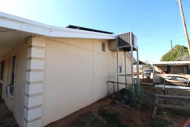 view of home's exterior