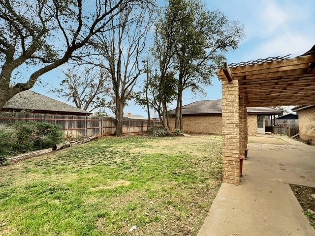 view of yard with a patio area