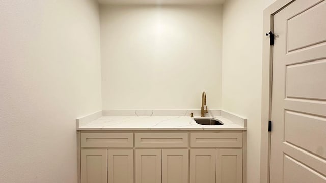 2217 S County Rd 1059, Midland, TX 79706 - bathroom featuring a sink