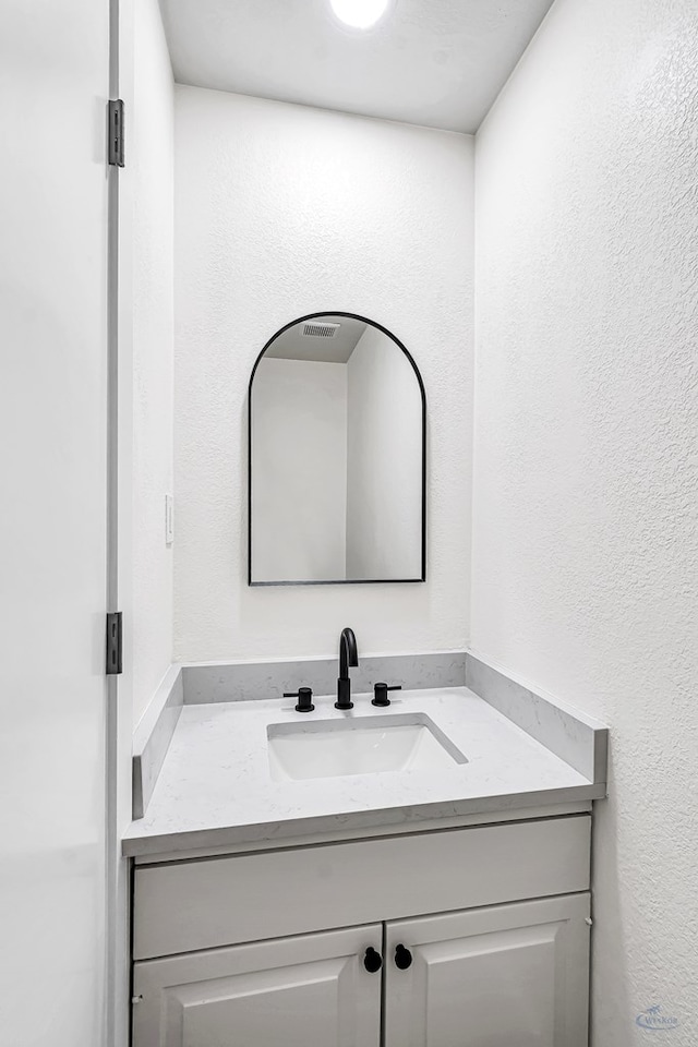 905 Mountain Park Dr, Big Spring, TX 79720 - bathroom featuring vanity
