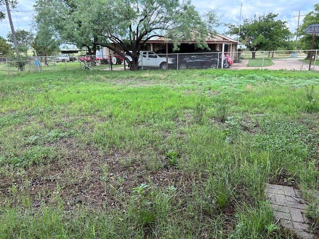 1015 Mobil Rd, Snyder, TX 79549 - photo 16