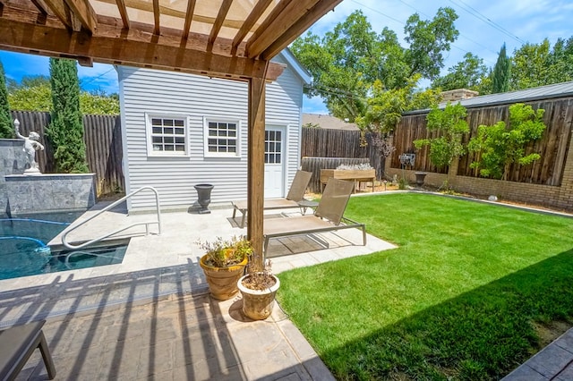 view of yard with a patio area