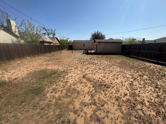 901 N D St, Midland, TX 79701 - view of fenced backyard