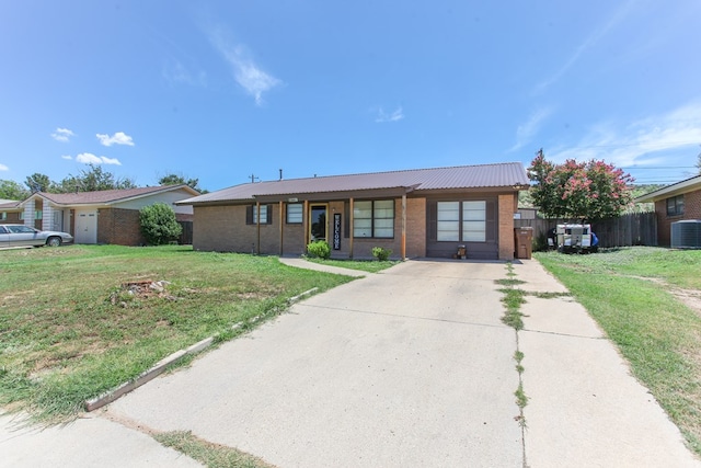 2306 Merrily Dr, Big Spring, TX 79720 - photo 3