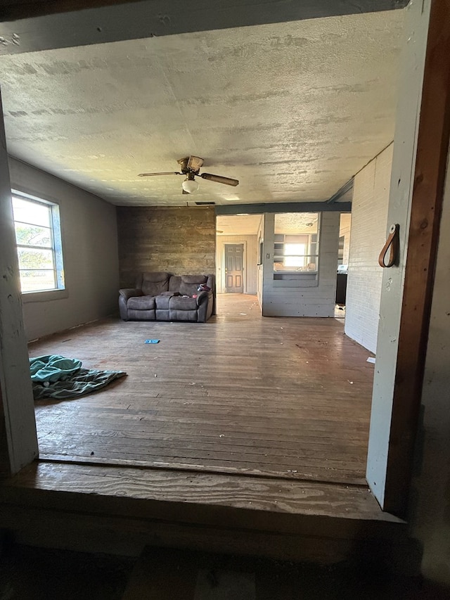 207 S Hickory St, Roscoe, TX 79545 - photo 2