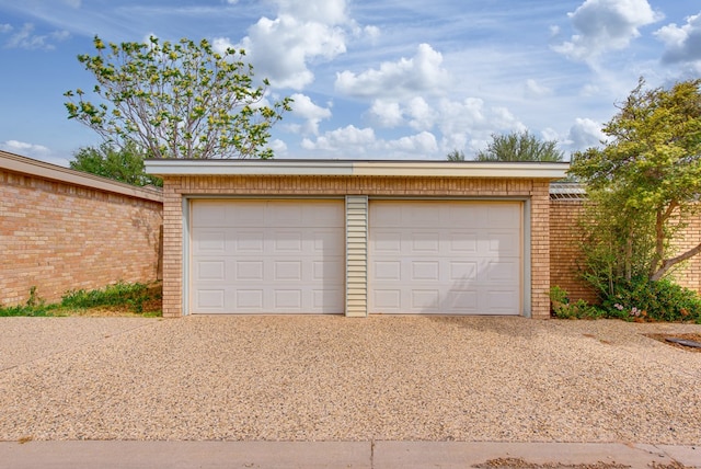 view of detached garage