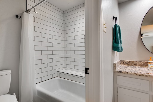 full bath featuring toilet, a ceiling fan, shower / bath combination with curtain, and vanity