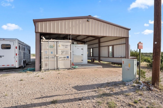 view of outbuilding