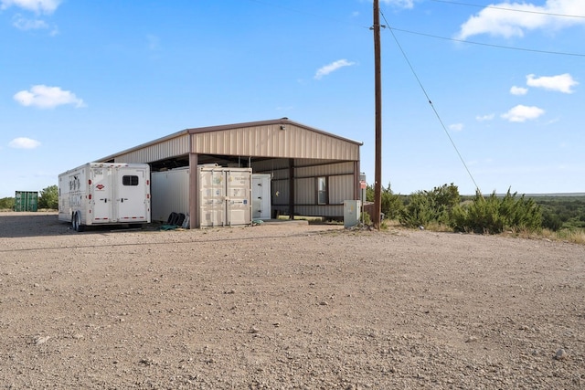 view of outbuilding