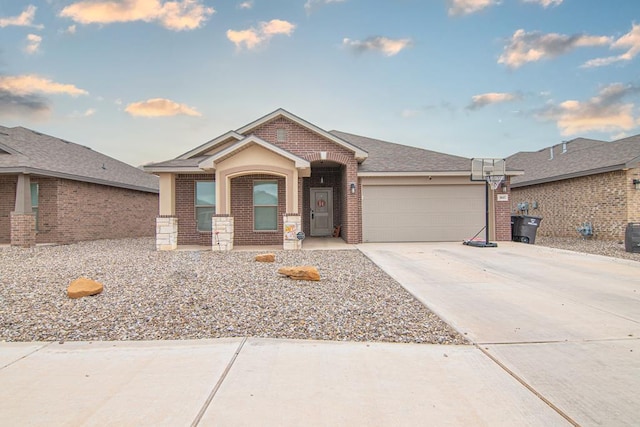 view of front of property featuring a garage