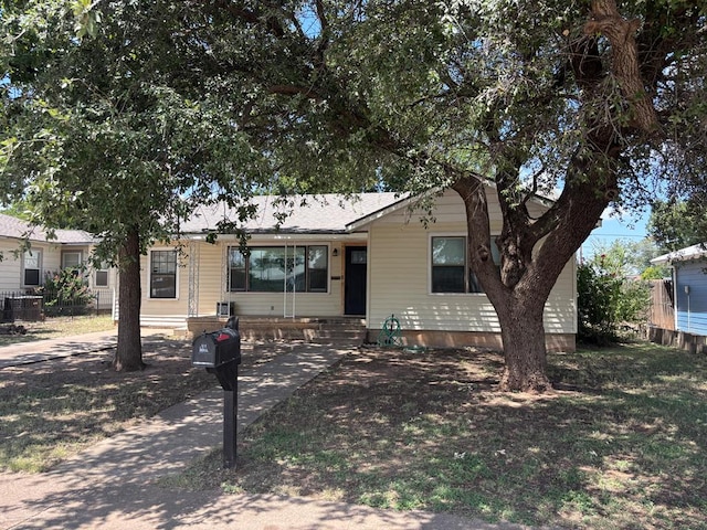 2333 Sunset Ave, Snyder, TX 79549 - photo 1
