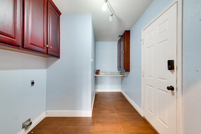 1910 Centerview, Midland, TX 79707
