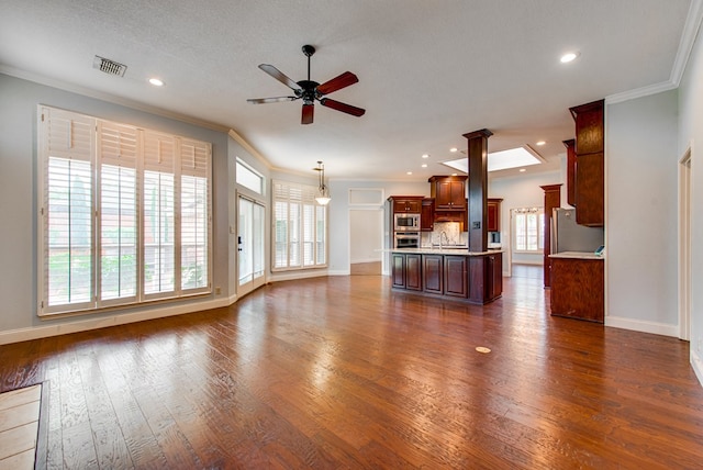 1910 Centerview, Midland, TX 79707
