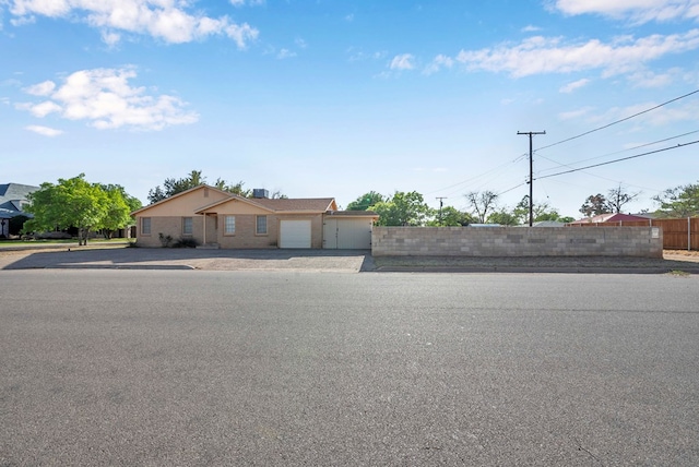 1600 Bedford Dr, Midland, TX 79701 - photo 8