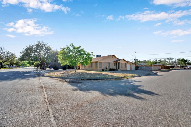 1600 Bedford Dr, Midland, TX 79701 - photo 5