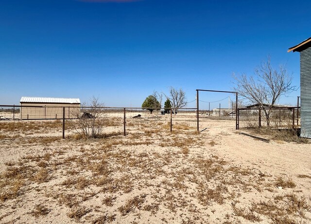 722 E 48th St, Fort Stockton, TX 79735