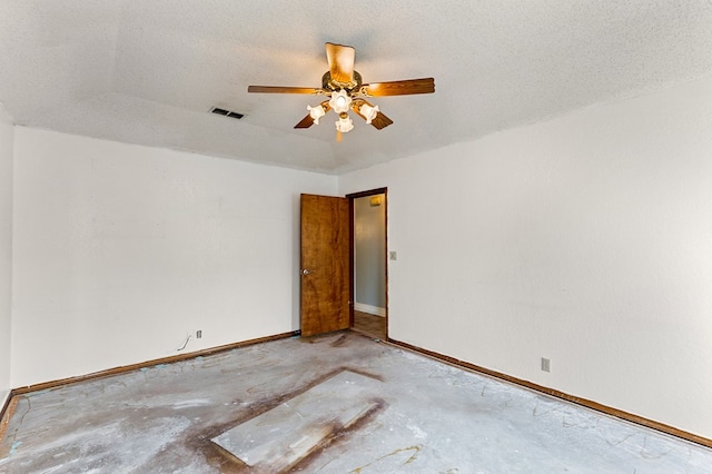 3400 Dentcrest Dr, Midland, TX 79707 - spare room with baseboards and a ceiling fan