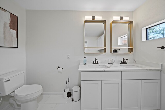 spare room featuring ceiling fan and light hardwood / wood-style flooring