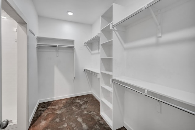 1 Lafayette Pl, Midland, TX 79705 - view of walk in closet