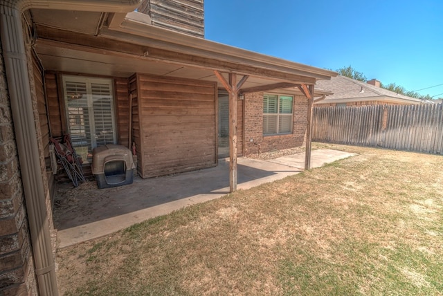 view of yard with a patio area