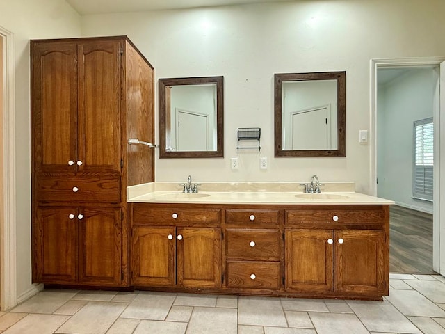 3612 Oakridge Dr, Midland, TX 79707 - bathroom featuring double vanity