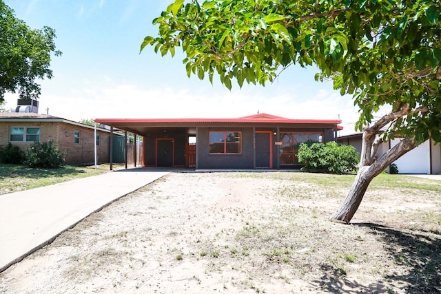 3217 E 11th Pl, Big Spring, TX 79720 - photo 2