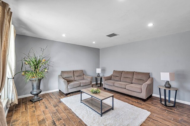 1800 Hughes St, Midland, TX 79705