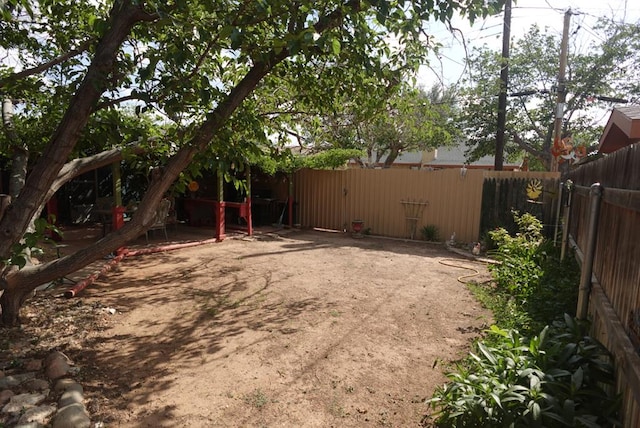 2511 Fontana St, Odessa, TX 79763 - view of yard