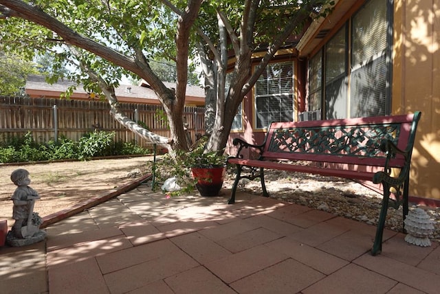 2511 Fontana St, Odessa, TX 79763 - view of patio / terrace