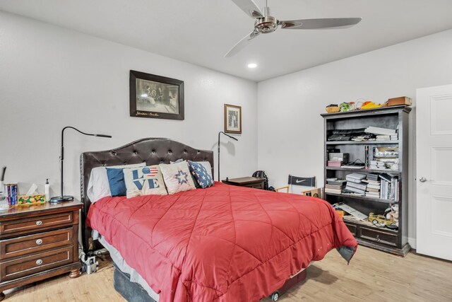 602 Frank Davis Ave, Coahoma, TX 79720 - full bath featuring a shower stall, vanity, and wood finished floors
