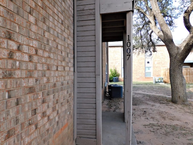 property entrance featuring cooling unit