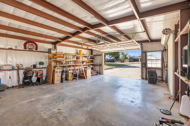 10606 E County Rd 104, Midland, TX 79706 - view of garage