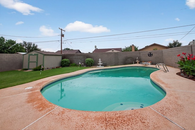 3834 Hyden Dr, Odessa, TX 79762 - view of swimming pool featuring a patio