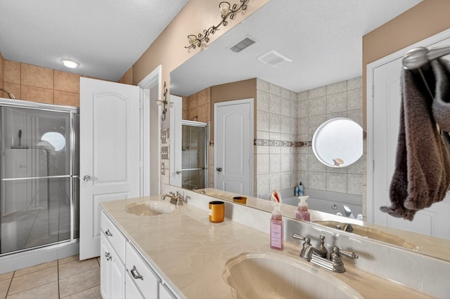 3834 Hyden Dr, Odessa, TX 79762 - bedroom featuring light colored carpet, lofted ceiling, crown molding, ceiling fan, and baseboards