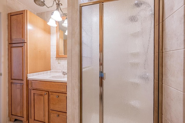 309 Edgewood Dr, Midland, TX 79703 - full bath featuring a stall shower and vanity
