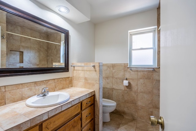 1509 Cascade Ct, Midland, TX 79703 - full bathroom with vanity, tile walls, tiled shower, and tile patterned floors