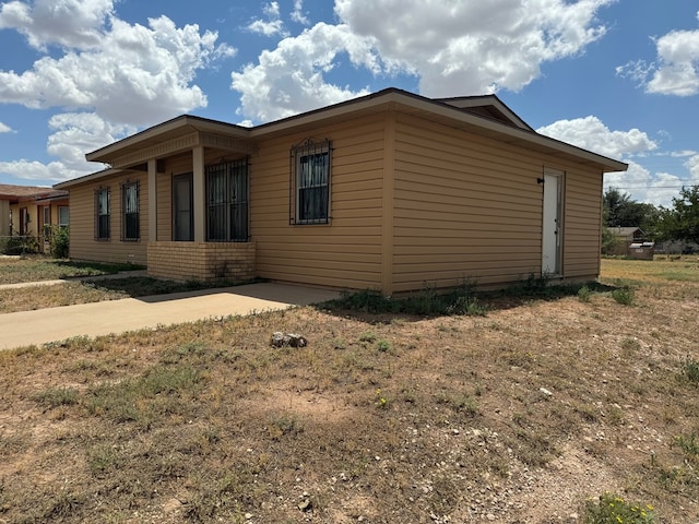 view of home's exterior